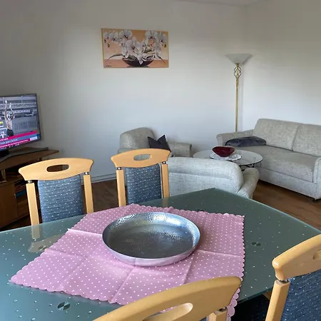 In Ostsee - Naehe Daire Velgast